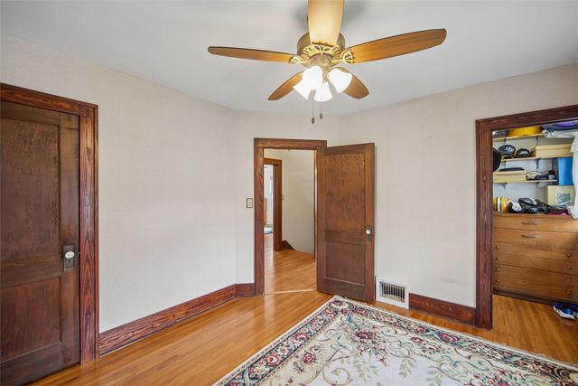 808 N D Street, Indianola, IA 50125