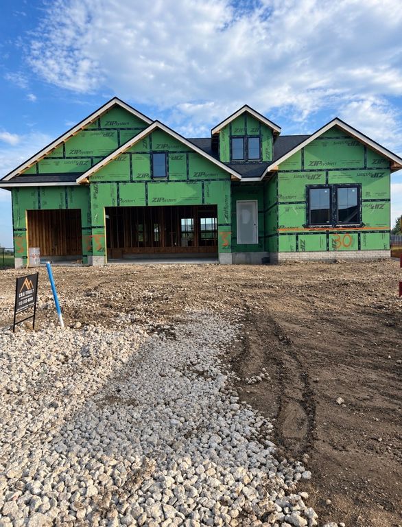 30 NW Alderleaf Drive, Waukee, IA 50263