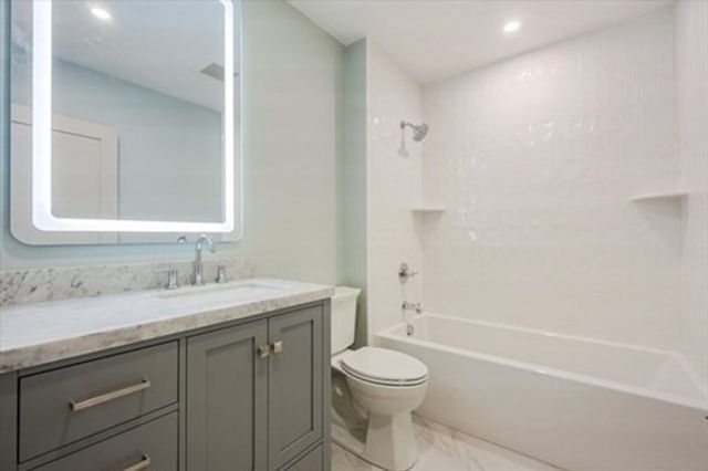 68 Rowe St 1, Boston, MA 02131