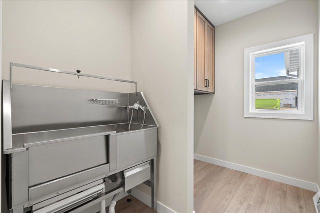 W5709 Prairie View DRIVE, Random Lake, WI 53075