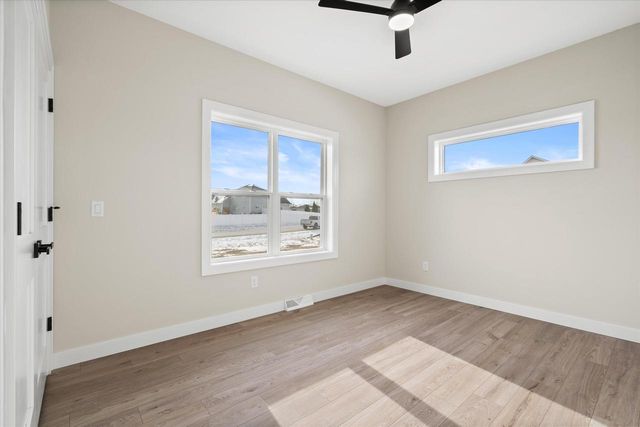 W5709 Prairie View DRIVE, Random Lake, WI 53075