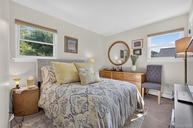 15 1st Avenue, Bayville, NY 11709