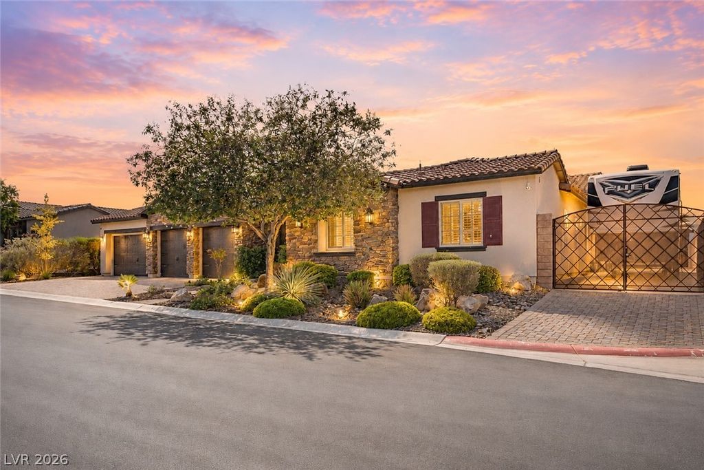 8351 Agave Bloom Street, Las Vegas, NV 89131 — photo 2