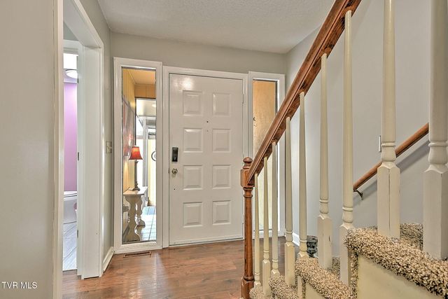 605 Redstone Drive 32, Bristol, TN 37620
