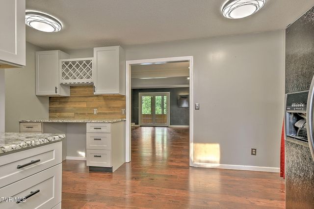 605 Redstone Drive 32, Bristol, TN 37620