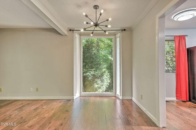 605 Redstone Drive 32, Bristol, TN 37620