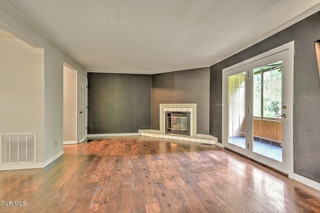605 Redstone Drive 32, Bristol, TN 37620