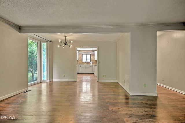 605 Redstone Drive 32, Bristol, TN 37620
