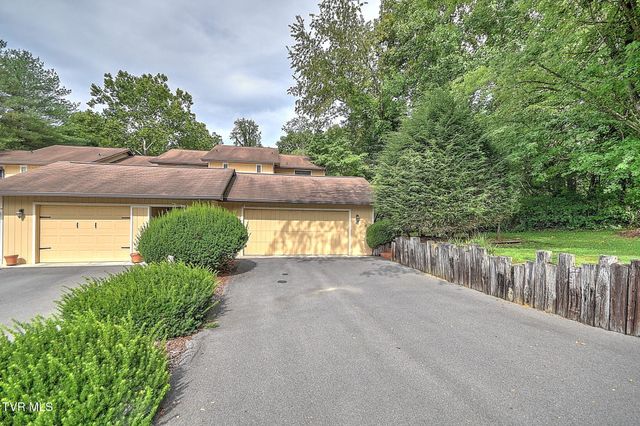 605 Redstone Drive 32, Bristol, TN 37620