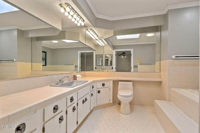 605 Redstone Drive 32, Bristol, TN 37620