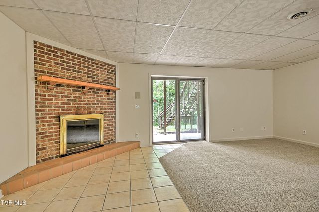 605 Redstone Drive 32, Bristol, TN 37620