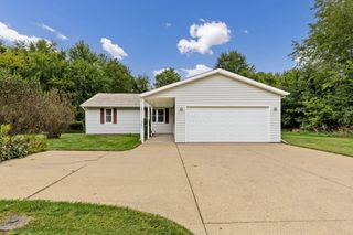 1500 Apple Valley Drive, Howard, OH 43028