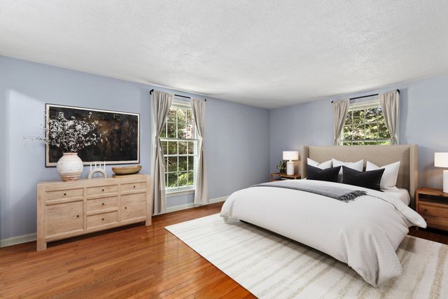 204 Woods Hole Road, Falmouth, MA 02540
