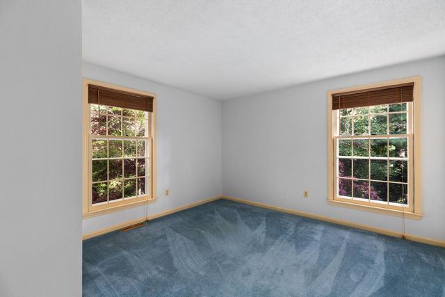 204 Woods Hole Road, Falmouth, MA 02540