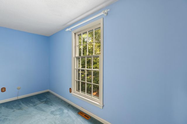 204 Woods Hole Road, Falmouth, MA 02540