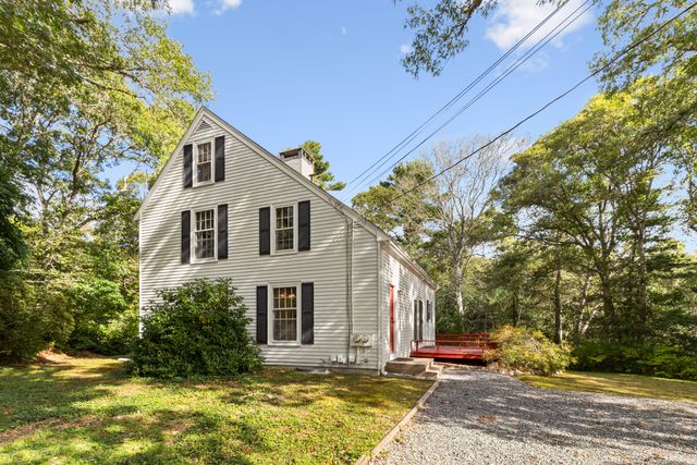 204 Woods Hole Road, Falmouth, MA 02540