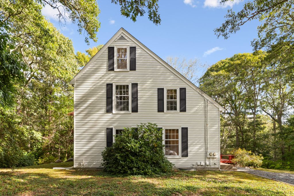 204 Woods Hole Road, Falmouth, MA 02540