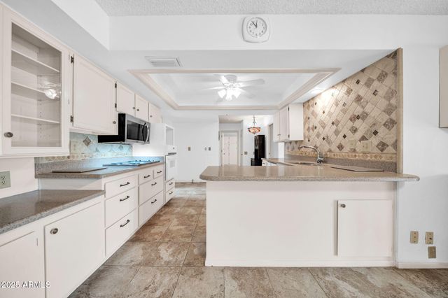 9718 W TERRACE Lane, Sun City, AZ 85373