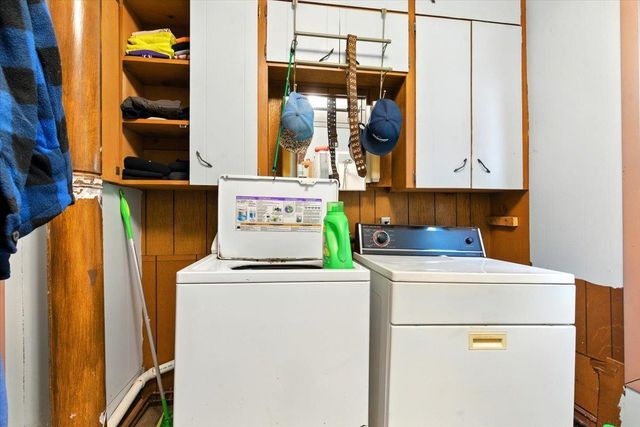 707 N Frederick, Oelwein, IA 50662