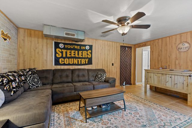 7410 S Dent Road, Hixson, TN 37343