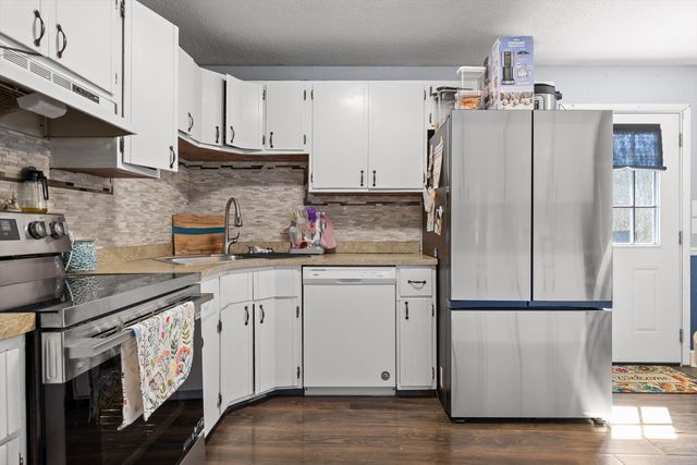 7410 S Dent Road, Hixson, TN 37343