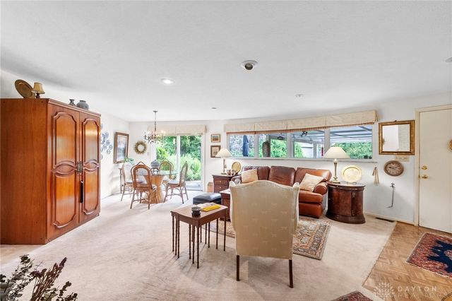 2501 Parklawn Drive, Kettering, OH 45440