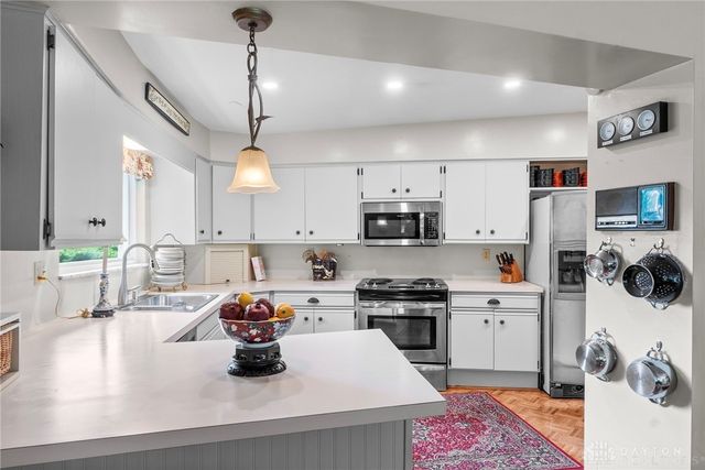 2501 Parklawn Drive, Kettering, OH 45440