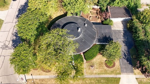 2501 Parklawn Drive, Kettering, OH 45440