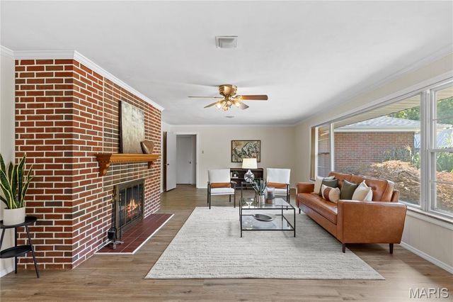 26641 Lockhaven Hill, Godfrey, IL 62035