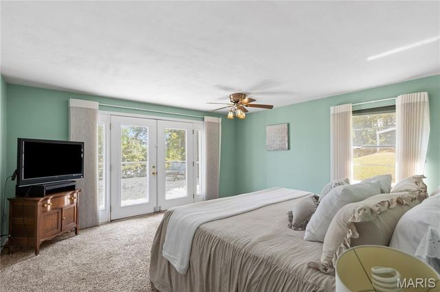 26641 Lockhaven Hill, Godfrey, IL 62035