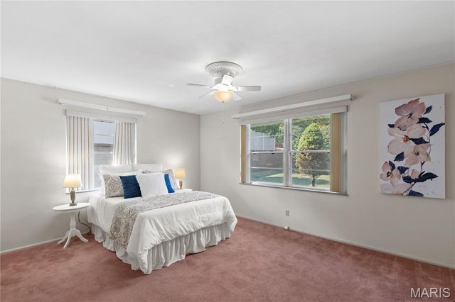 26641 Lockhaven Hill, Godfrey, IL 62035