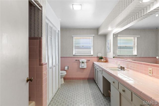 26641 Lockhaven Hill, Godfrey, IL 62035