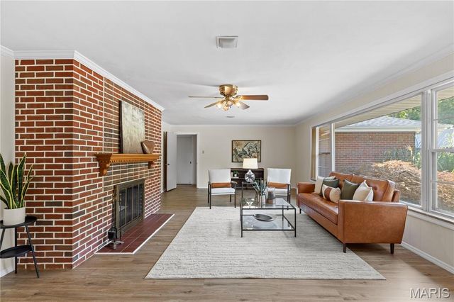 26641 Lockhaven Hill, Godfrey, IL 62035