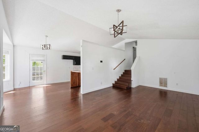 185 Wyngate Court, Dallas, GA 30157