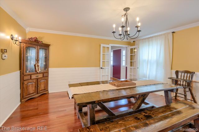 534 Cherrywood Drive, Flushing, MI 48433