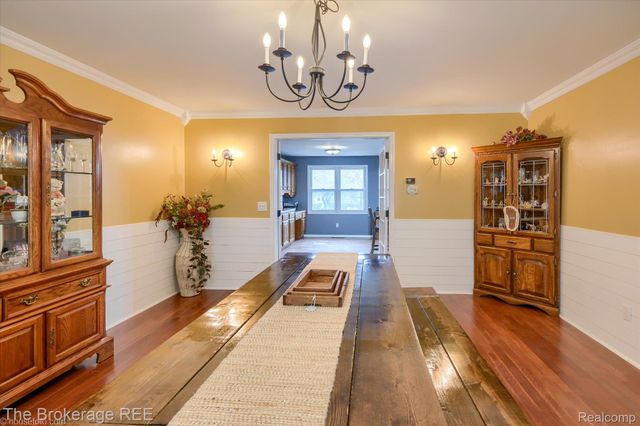 534 Cherrywood Drive, Flushing, MI 48433