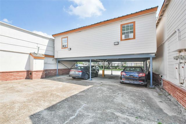 5320 Polk St Street 17, Houston, TX 77023