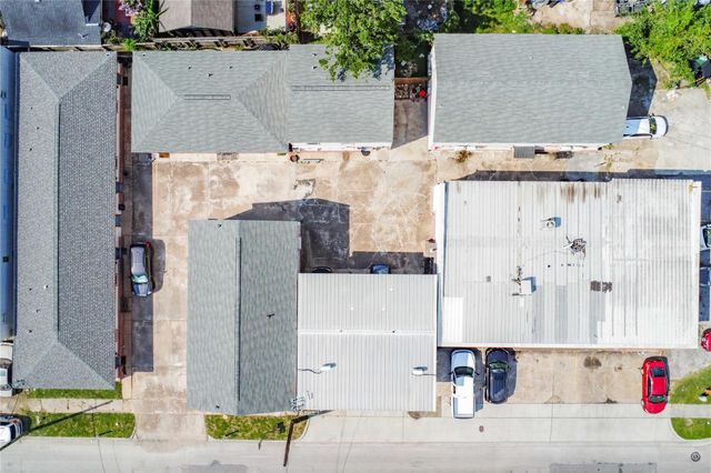 5320 Polk St Street 17, Houston, TX 77023