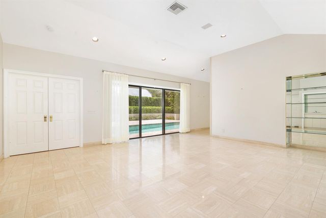 575 N Lake Way, Palm Beach, FL 33480