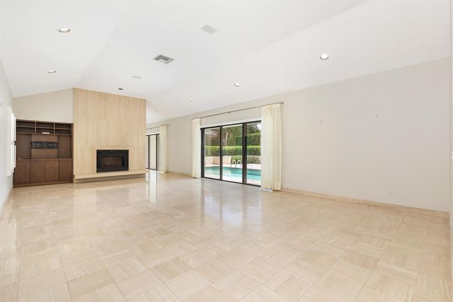 575 N Lake Way, Palm Beach, FL 33480