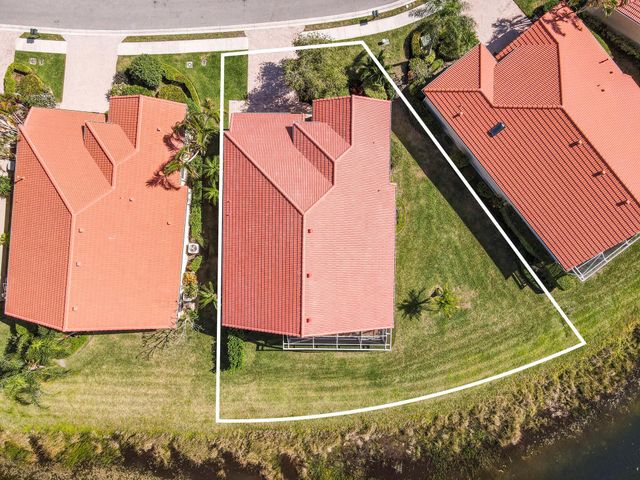 90 Monterey Pointe Drive, Palm Beach Gardens, FL 33418