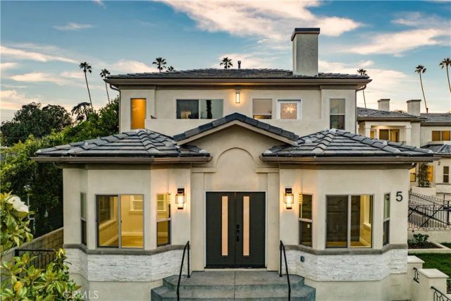67 S Craig Avenue 2, Pasadena, CA 91107