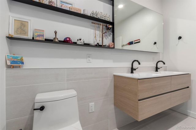 1601 Park Avenue 303, Denver, CO 80218