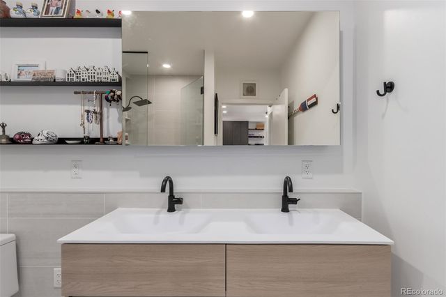 1601 Park Avenue 303, Denver, CO 80218