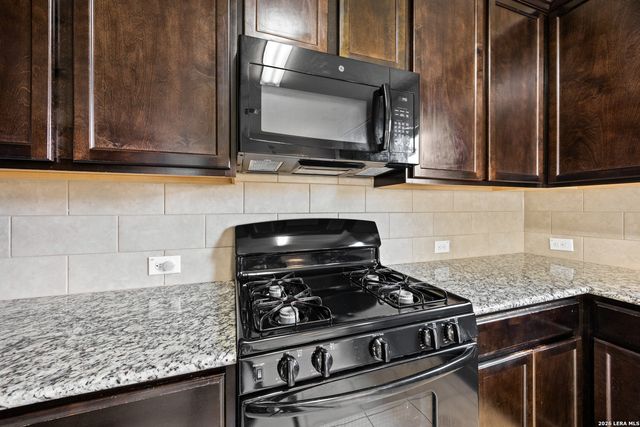 9954 BELMORE CV, San Antonio, TX 78245