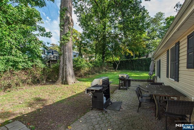 53 Laurel Drive, Wayne, NJ 07470