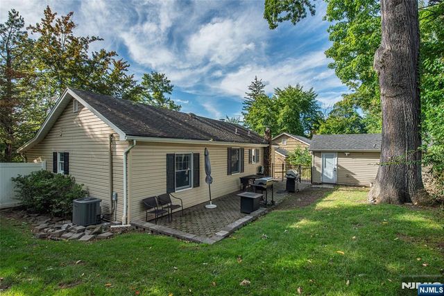 53 Laurel Drive, Wayne, NJ 07470