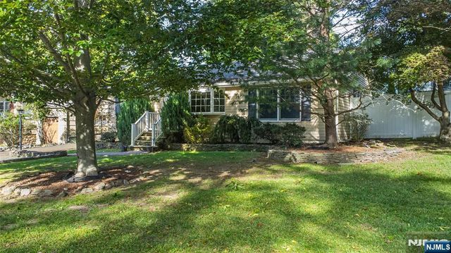53 Laurel Drive, Wayne, NJ 07470