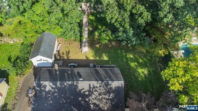 53 Laurel Drive, Wayne, NJ 07470