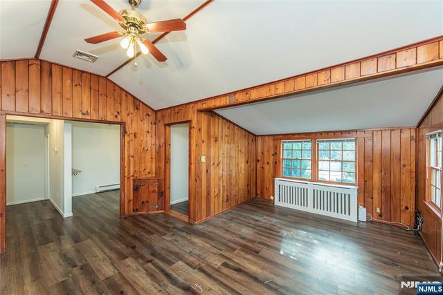 53 Laurel Drive, Wayne, NJ 07470